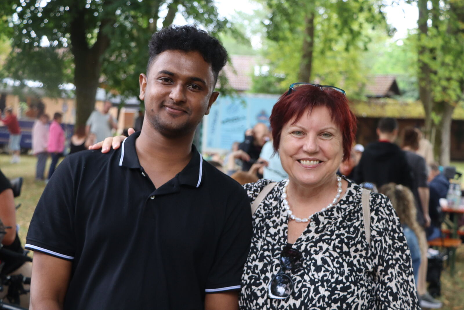 Doris Sitzmann-Korn und Fachschüler aus Indien